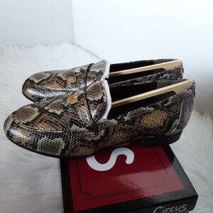 Circus by Sam Edelman Women's Penny Loafer Shoes size 6M